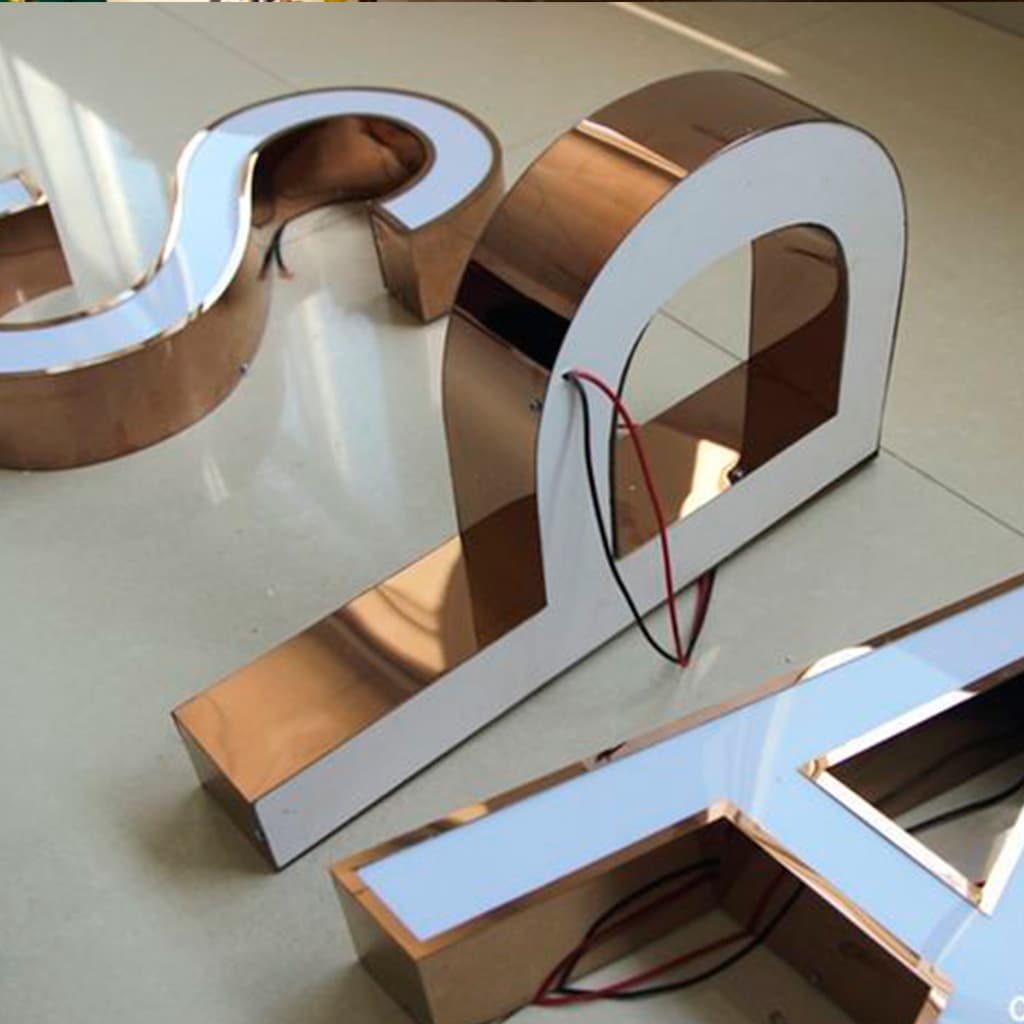 letras metálicas en aluminio cara de acrilico traslucido e iluminación led interna letras 3d corporativas para fachada Channel leter